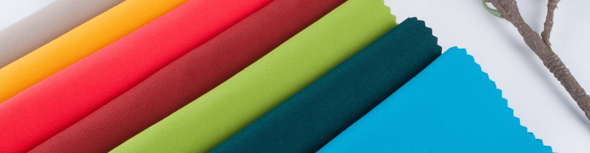 OBJAVTE EXTERIÉROVÚ KOLEKCIU STESA